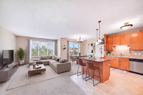 1070 Grandview Ct NE #300, Columbia Heights, MN 55421