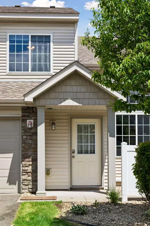 6420 Lakota Trl, Circle Pines, MN 55014