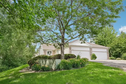 18523 Orchard Trl, Lakeville, MN 55044