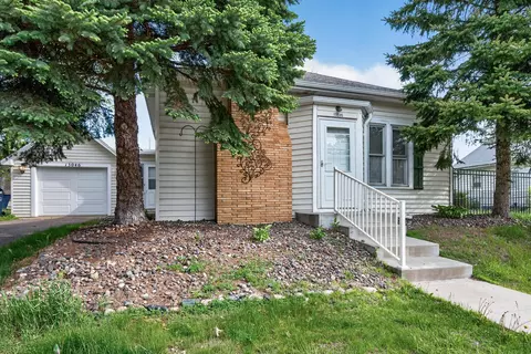 13046 Newell Ave, Lindstrom, MN 55045