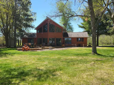 24706 Peavy Ln, Hillman, MN 56338