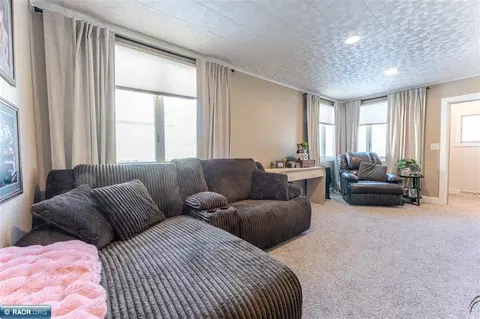 Living - 101 E Indiana Ave, Gilbert, MN 55741 photo 1 of 3