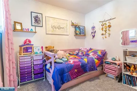 Bedroom - 101 E Indiana Ave, Gilbert, MN 55741 photo 2 of 2