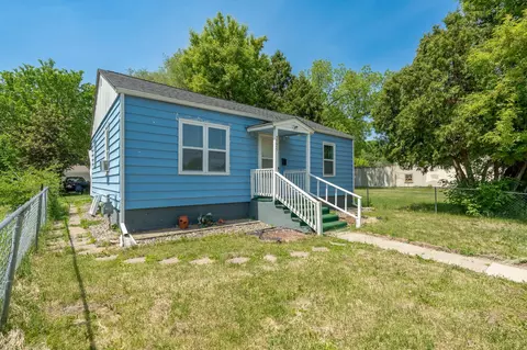 2725 Penn Ave N, Minneapolis, MN 55411