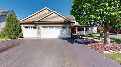 5884 Pintail Ln, White Bear Lake, MN 55110