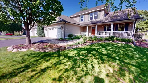 5884 Pintail Ln, White Bear Lake, MN 55110