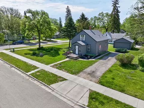 620 8th Ave E, Alexandria, MN 56308