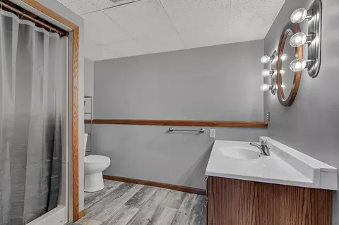 Bath - 32878 Spunk Tree Cir, Avon, MN 56310 photo 4 of 4