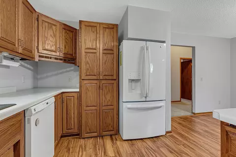 Kitchen - 32878 Spunk Tree Cir, Avon, MN 56310 photo 3 of 3