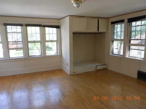 Living - 506 7th Ave S, Saint Cloud, MN 56301 photo 4 of 4