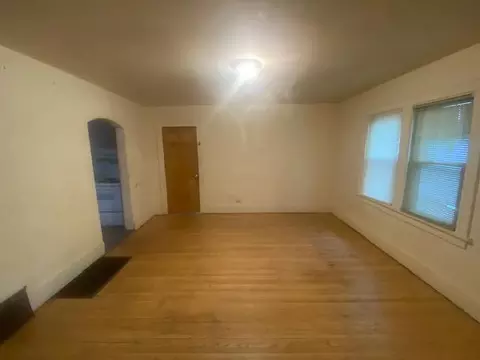 Living - 506 7th Ave S, Saint Cloud, MN 56301 photo 3 of 4