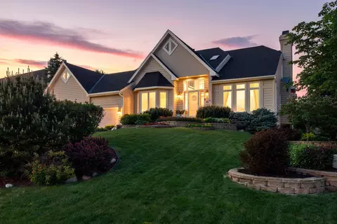 11409 Louisiana Ave S, Bloomington, MN 55438
