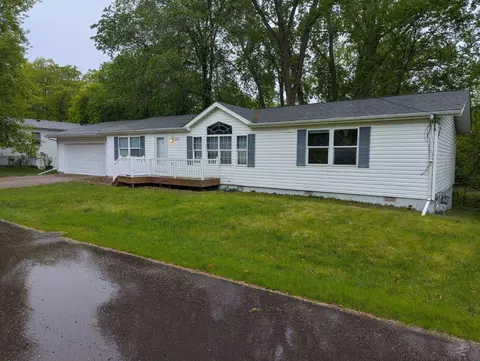 Exterior - 2207 Robin Ln, Buffalo, MN 55313 photo 2 of 2