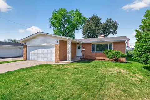 812 W 61st St, Minneapolis, MN 55419