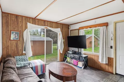 Living - 1201 10th Ave S, Saint Cloud, MN 56301 photo 2 of 3