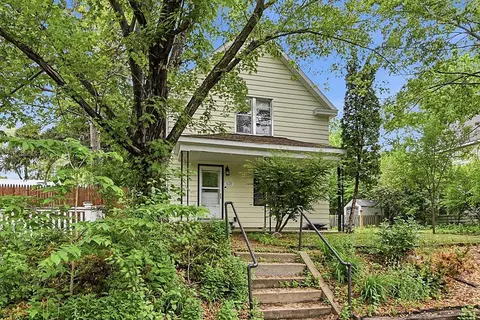 Exterior - 620 7th Ave N, Saint Cloud, MN 56303 photo 1 of 9