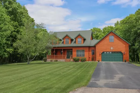 38462 498th St, North Mankato, MN 56003