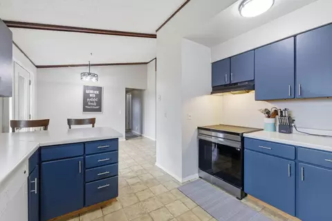 Kitchen - 11128 Johnson Rd, Chisholm, MN 55719 photo 3 of 3