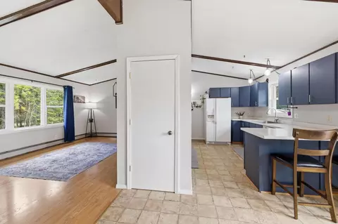 Entry Way - 11128 Johnson Rd, Chisholm, MN 55719 photo 4 of 6