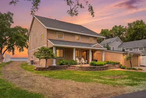 12054 Indian Beach Rd, Spicer, MN 56288