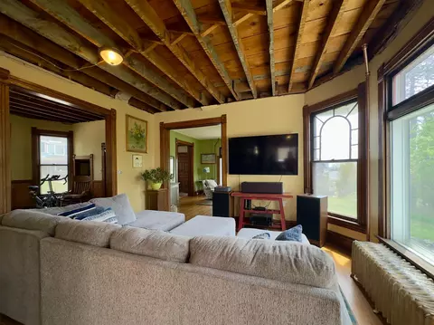 Living - 27 S 21st Ave E, Duluth, MN 55812 photo 1 of 8