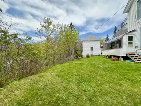 Exterior - 27 S 21st Ave E, Duluth, MN 55812 photo 17 of 23
