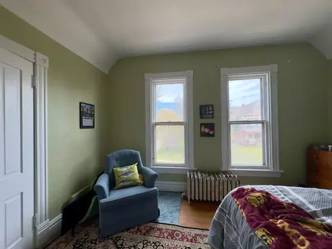 Bedroom - 27 S 21st Ave E, Duluth, MN 55812 photo 5 of 5