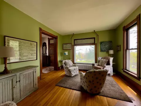 Living - 27 S 21st Ave E, Duluth, MN 55812 photo 8 of 8