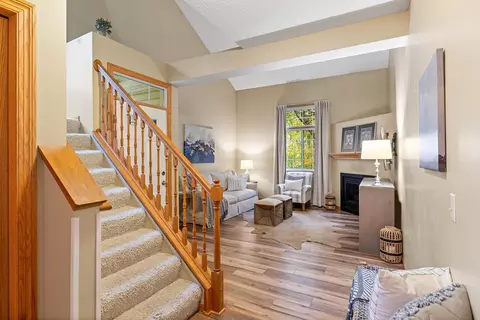 Entry Way - 3629 Vermilion Ct N #1106, Eagan, MN 55122 photo 2 of 4