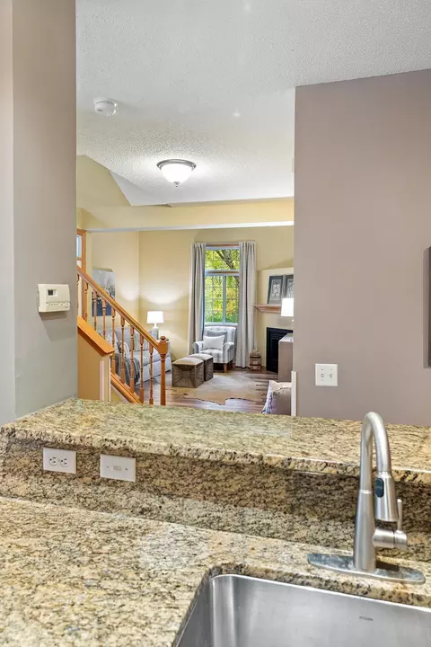 Kitchen - 3629 Vermilion Ct N #1106, Eagan, MN 55122 photo 5 of 6