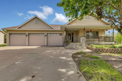 331 Countryside Ln, Albany, MN 56307