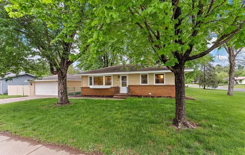 1691 4th St, White Bear Lake, MN 55110