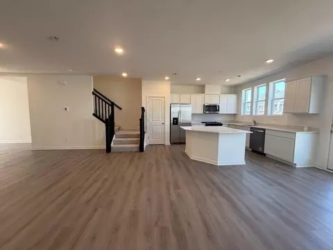 14952 Avondale Vw, Rosemount, MN 55068