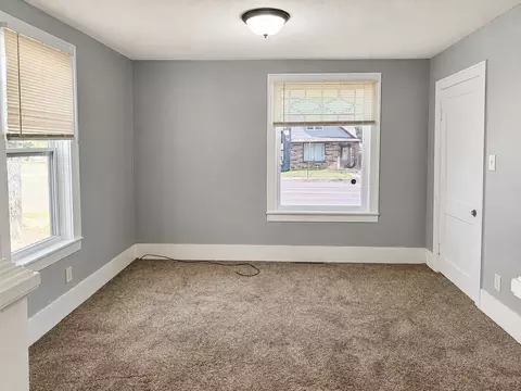 Living - 1310 Oak St, Brainerd, MN 56401 photo 1 of 2