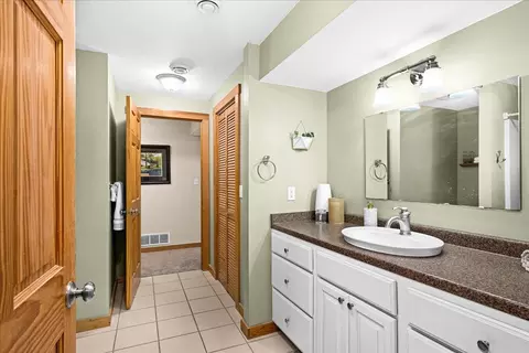 Bath - 23 Amanda Dr, Esko, MN 55733 photo 3 of 4