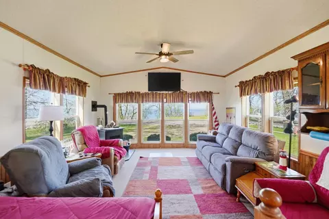 Living - 17596 Lake St E, Osakis, MN 56360 photo 1 of 2