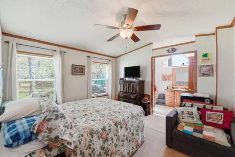 Bedroom - 17596 Lake St E, Osakis, MN 56360 photo 1 of 2