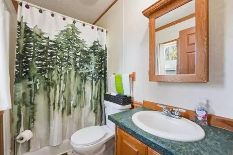 Bath - 17596 Lake St E, Osakis, MN 56360 photo 3 of 3