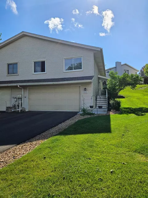 18120 Covington Path, Minnetonka, MN 55345