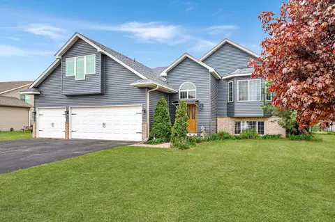 898 Harrison Dr, Big Lake, MN 55309