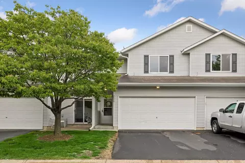 2064 Parkway Ave, Shakopee, MN 55379