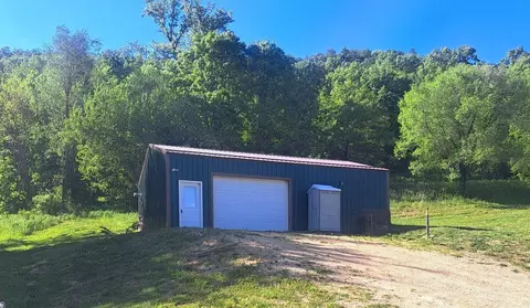 44412 Dakota Valley Dr, Dakota, MN 55925