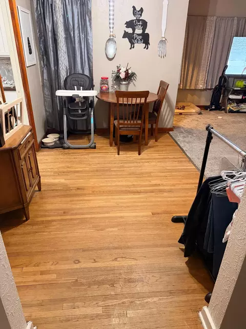 Dining - 204 3rd St, Lyle, MN 55953 photo 1 of 1