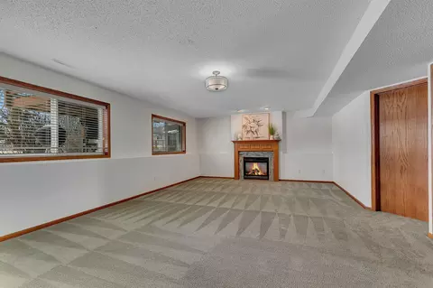 Living - 1540 Timberdoodle Dr, Saint Cloud, MN 56303 photo 6 of 9