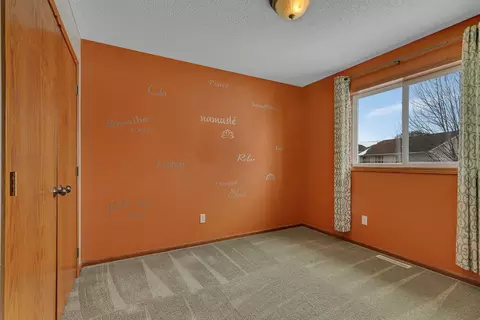 Bedroom - 1540 Timberdoodle Dr, Saint Cloud, MN 56303 photo 4 of 6