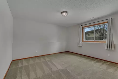 Bedroom - 1540 Timberdoodle Dr, Saint Cloud, MN 56303 photo 6 of 6