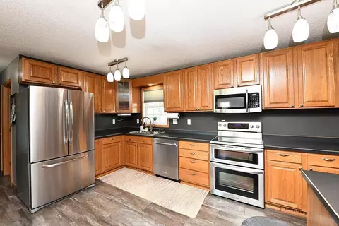 Kitchen - 347 4th Ave W, Hunter, ND 58048 photo 3 of 4