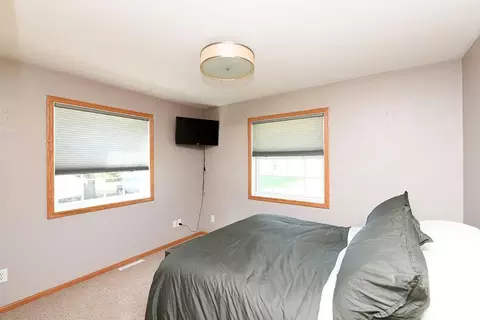 Bedroom - 347 4th Ave W, Hunter, ND 58048 photo 3 of 5