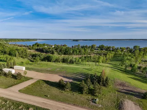 328 Nn B E Rosewood Trl, Dent, MN 56528