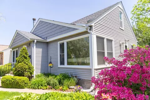 1220 Alameda St, Saint Paul, MN 55117